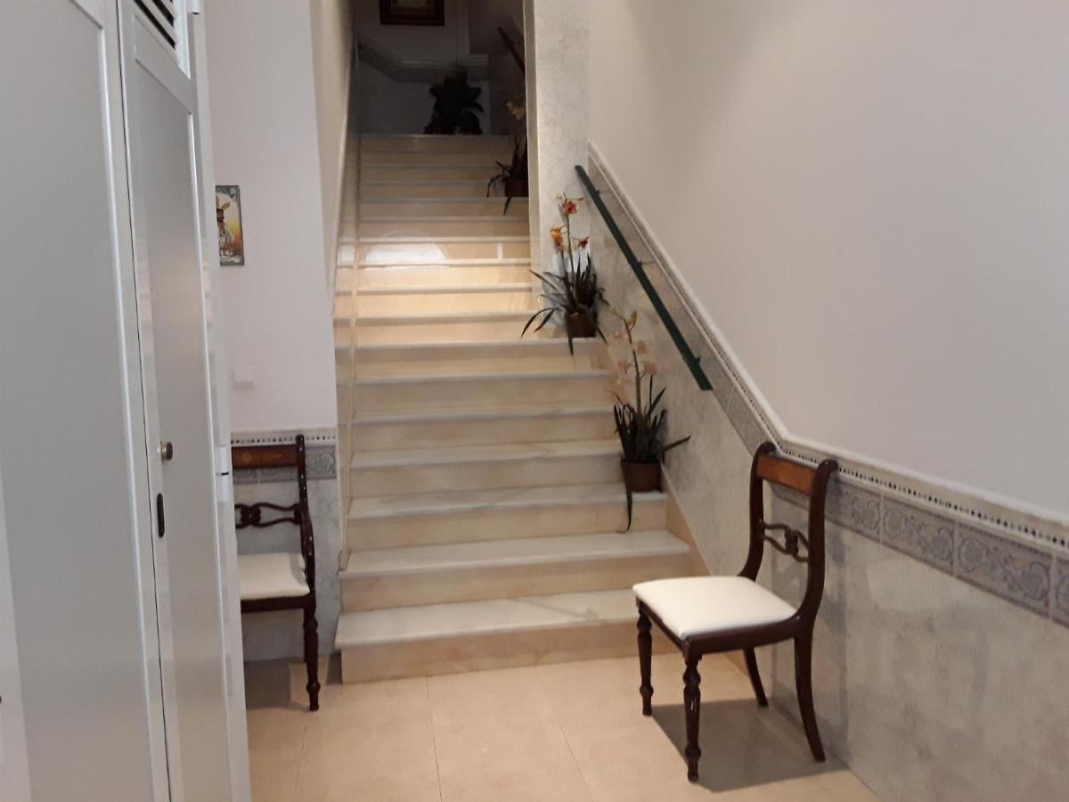 Apartamentos Vicenta Carihuela By Playa Miguel 托雷莫利诺斯 外观 照片
